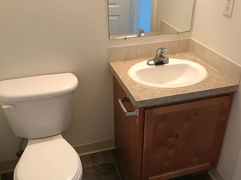 1950 Lexis Ln — Photo 17