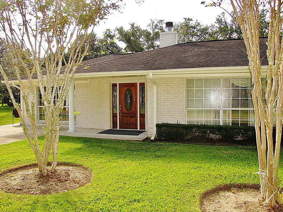 1st image of 3009 W Parkwood Ave
