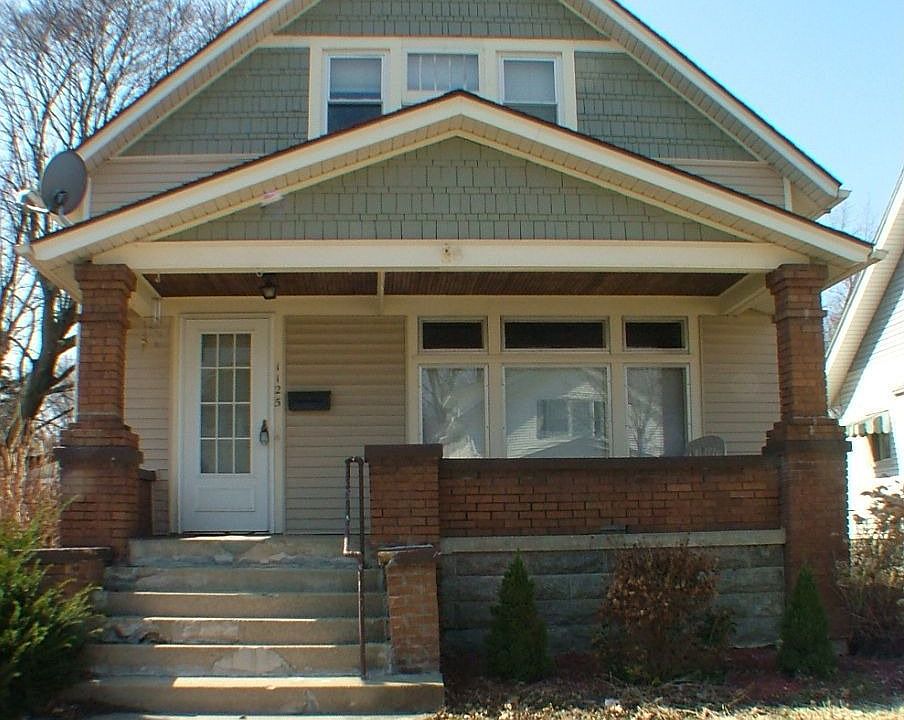 1st image of 1125 Powers Ave NW