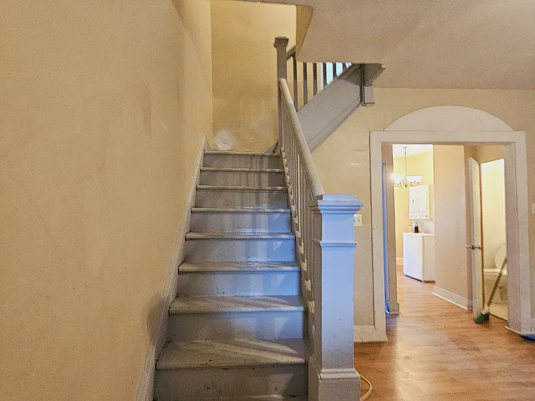 11 S Hilton St — Photo 5