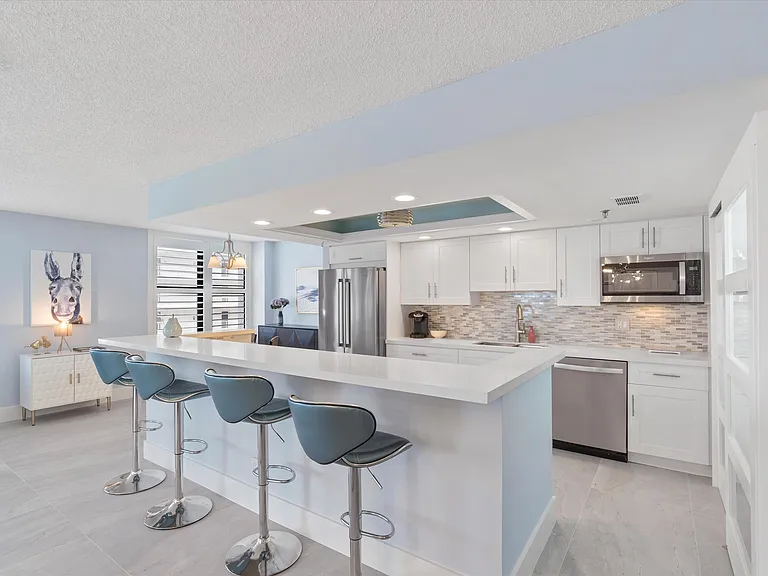 3115 S Ocean Blvd #302 — Photo 5