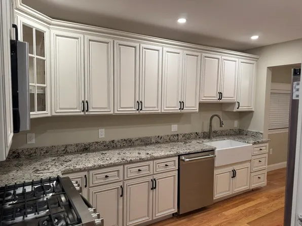 55 Florida St #1, Dorchester, MA 02124