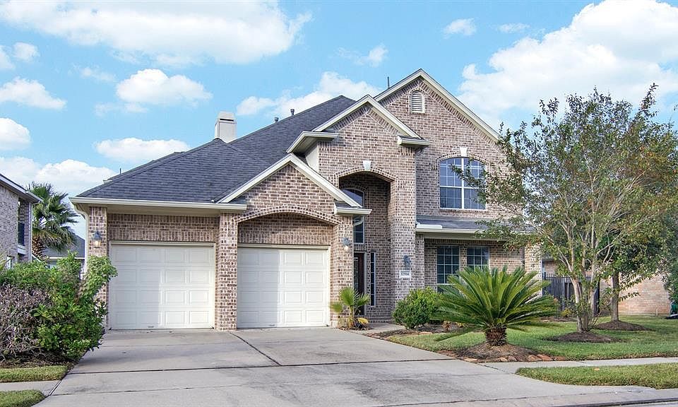 1st image of 17914 Sugarloaf Bay Dr