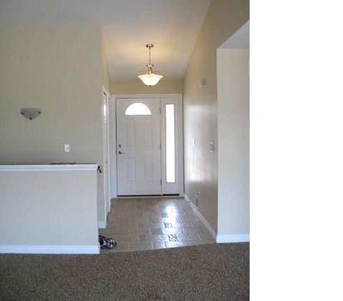 5th image of 2073 Redwood Ct
