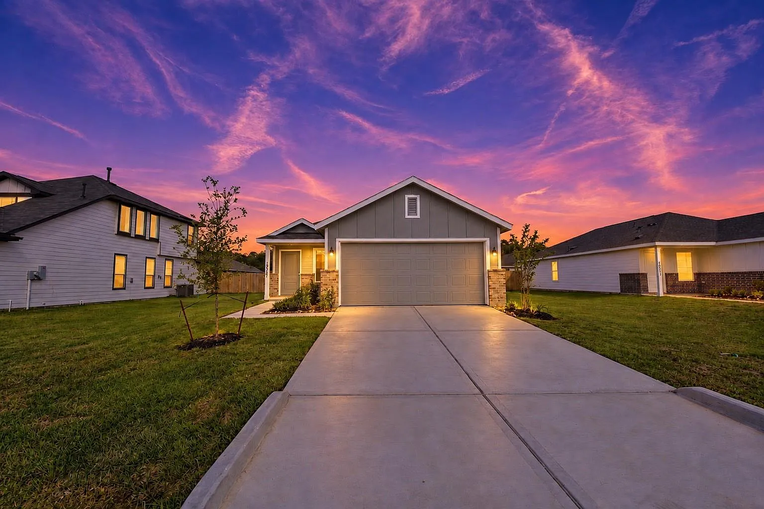 4 bed, 2.0 bath, 1607 sqft, $1,875 — Photo 2