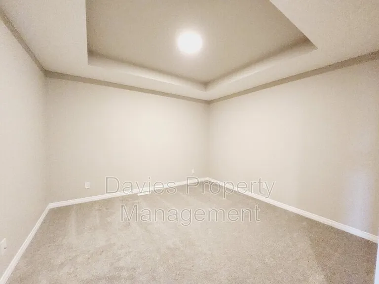 15836 30th Ave SW — Photo 16