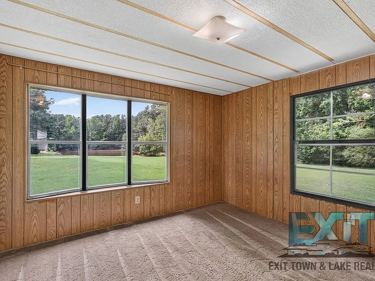 4734 Gasburg Rd — Photo 16
