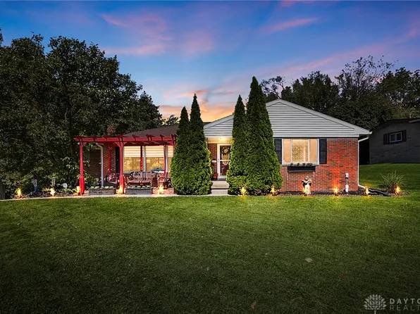 186 Meadow Ln, Springfield, OH 45505