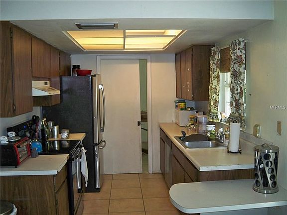 4th image of 108 Kendale Dr
