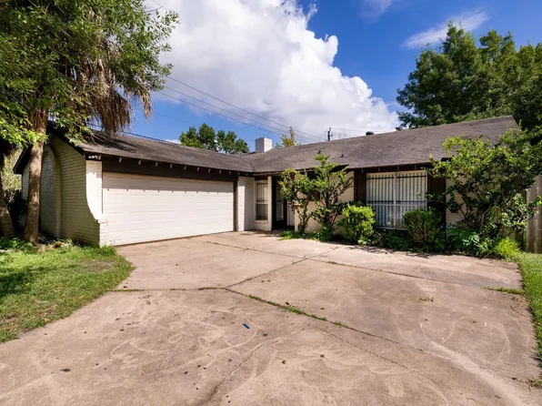 9106 Sharpview Dr, Houston, TX 77036