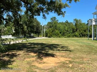 114 Cedar Ave, Pass Christian, MS 39571