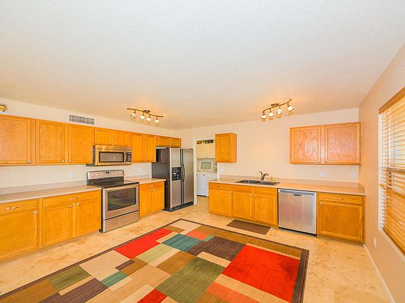 5th image of 13732 E Oxmoor Valley Dr