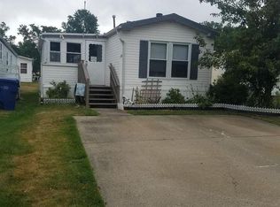 18 Twain Rd, North Brunswick, NJ 08902