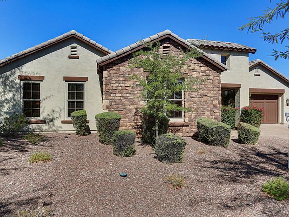 2nd image of 20882 W Lost Creek Dr