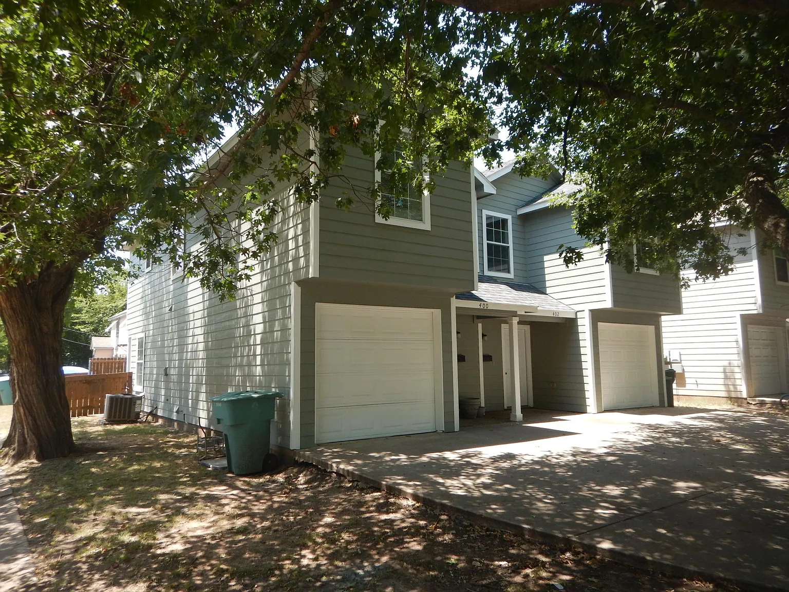 402 N Cleveland Ave — Photo 2