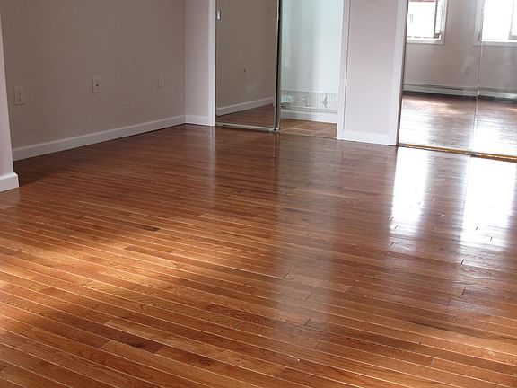 4th image of 772 Howard Ave #1