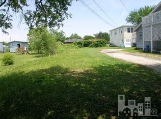 214 Hamlet Ave, Carolina Beach, NC 28428