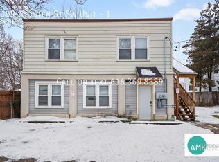 1109 Joosten St SW UNIT 1, Wyoming, MI 49509