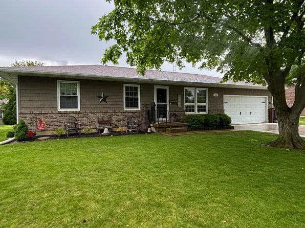 1006 Meadowview Dr, Celina, OH 45822