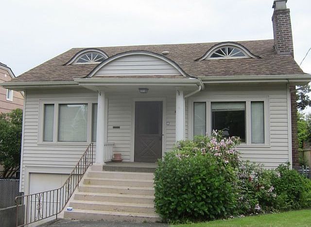 2nd image of 3035 NW 60th St