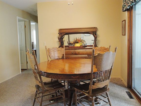 4th image of 4450 Mollwood Dr