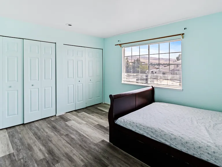 8925 Jedediah Smith Dr — Photo 16