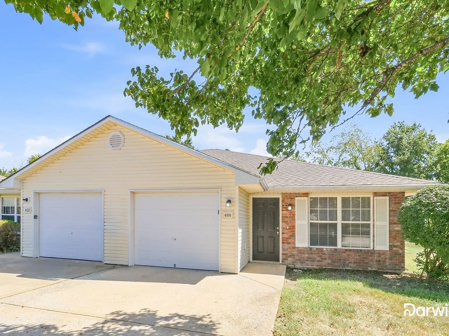 3 bed, 2.0 bath, 1225 sqft, $1,545 — Photo 1