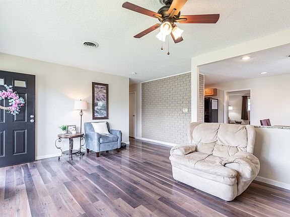 4th image of 4407 Kensington Ave