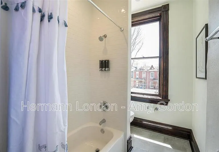 3922 Castleman Ave — Photo 39