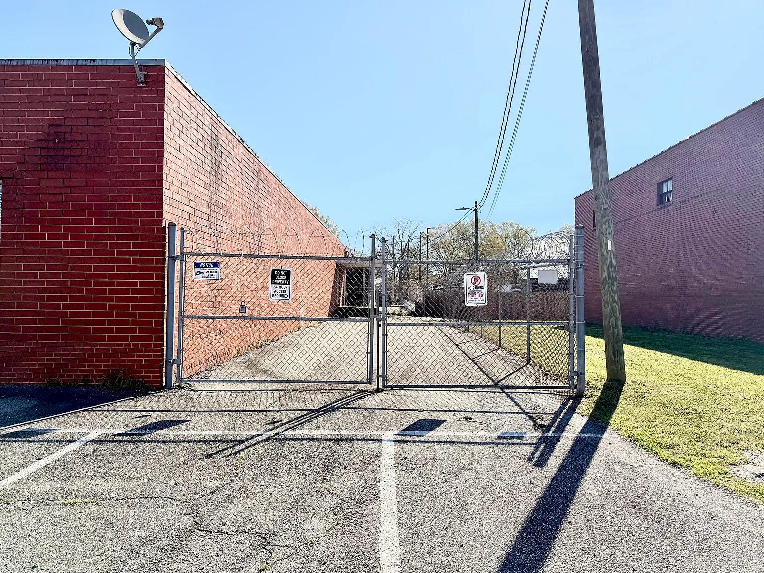 2 bed, $1,600 — Photo 3