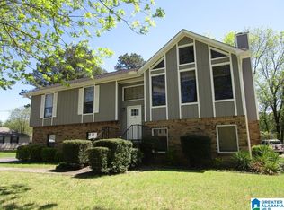 40 Royal Coach Cir, Bessemer, AL 35022