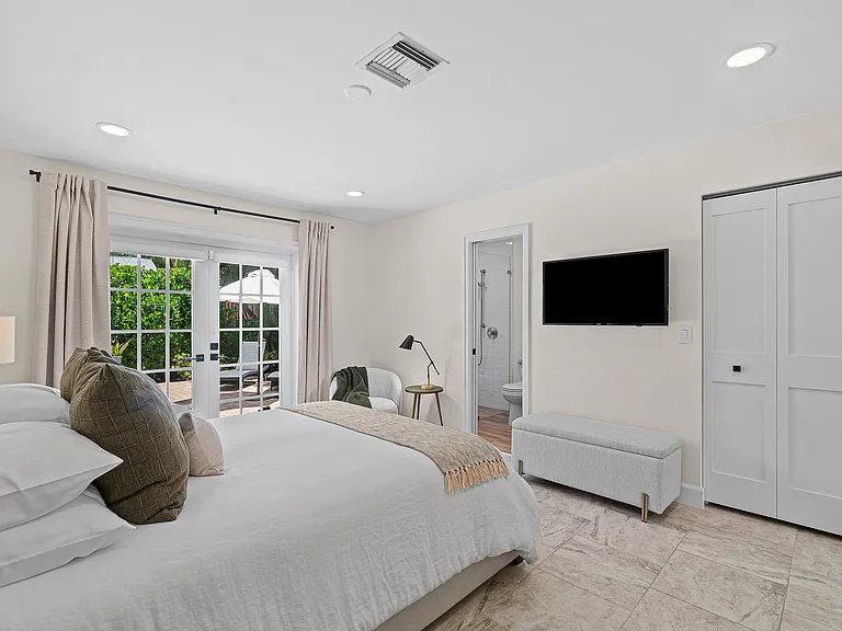 1401 Hummingbird Dr — Photo 25