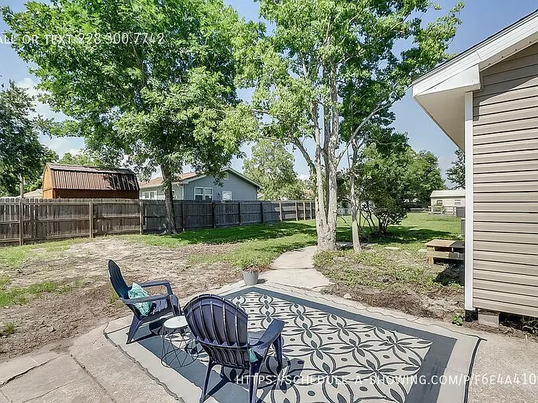 912 Maple St — Photo 28