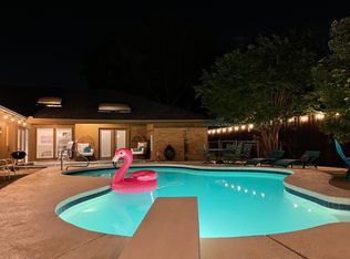 2205 Red Oak Ln, Richardson, TX 75082
