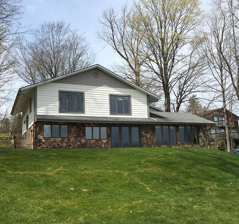 1st image of 50513 W Lakeshore Dr