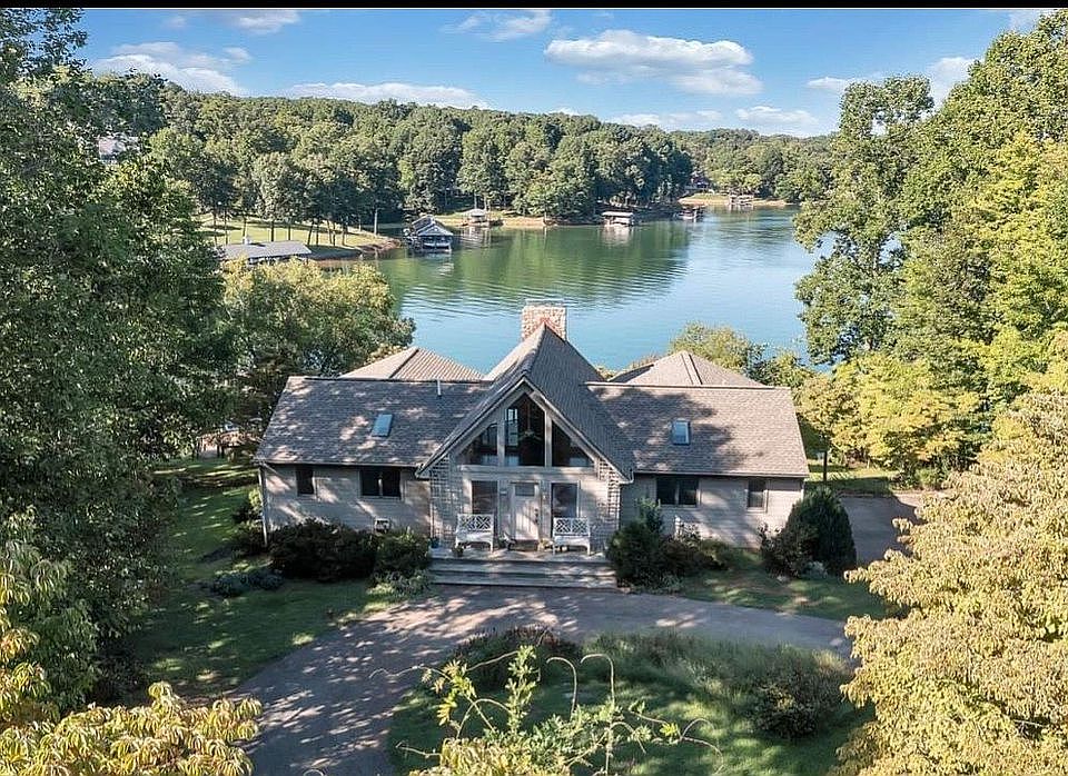 1st image of 234 Waterwood Dr