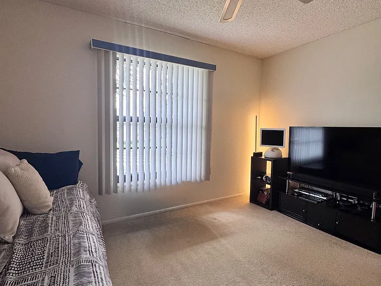 Spacious Guest Bedroom w/ walk-in closet