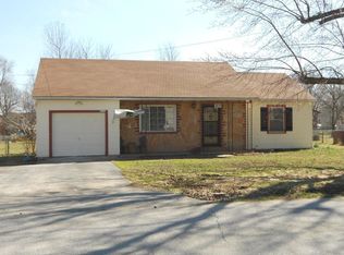 2620 N Delaware Ave, Springfield, MO 65803