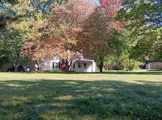 2961 Rockefeller Rd, Willoughby Hills, OH 44092