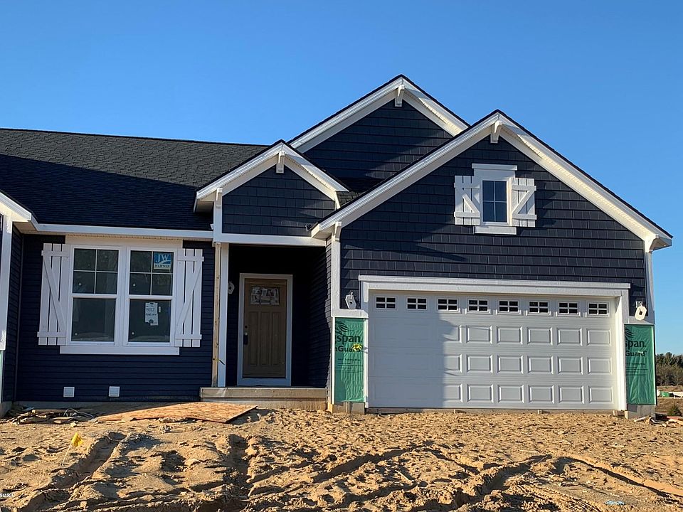 1st image of 14727 Pine Dew Dr #2