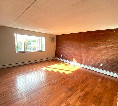 2nd image of 47 Homer Ave