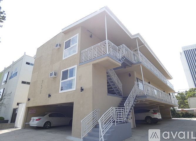 1st image of 751 S Curson Ave APT 4