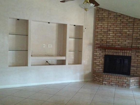 5th image of 912 Seabrook Dr