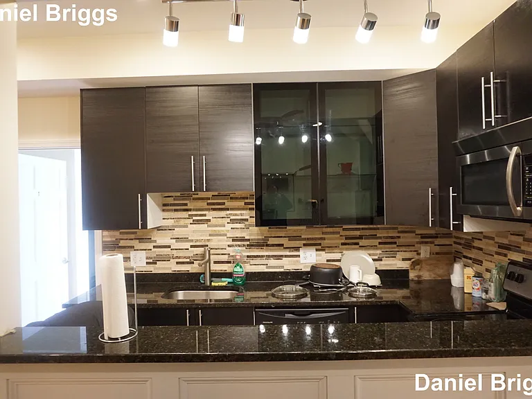 1801 Beacon St #4 — Photo 21