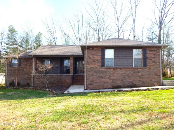 894 Laurel Cir, Crossville, TN 38555