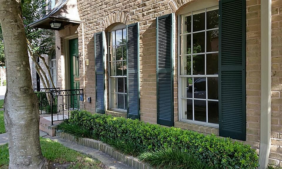 1st image of 647 N Post Oak Ln #647