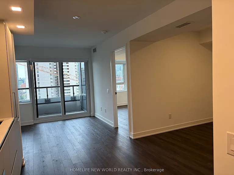 609 Sherbourne St #1311 — Photo 3