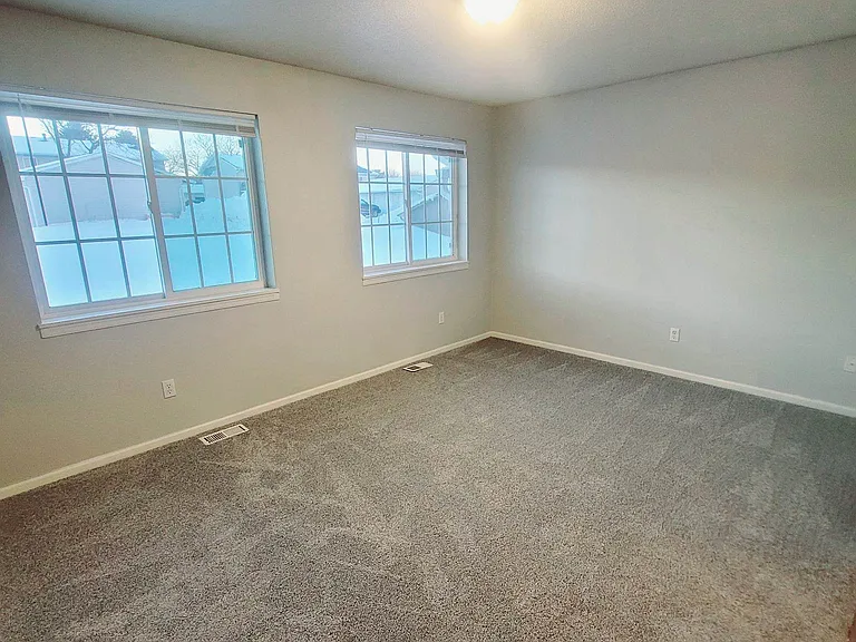 4905 S Tennis Ln — Photo 5
