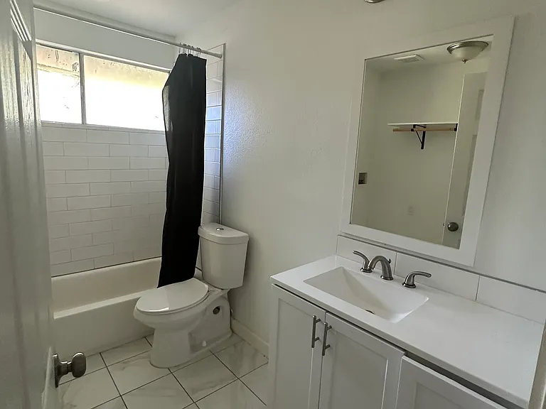 3508 Foxcroft St — Photo 12