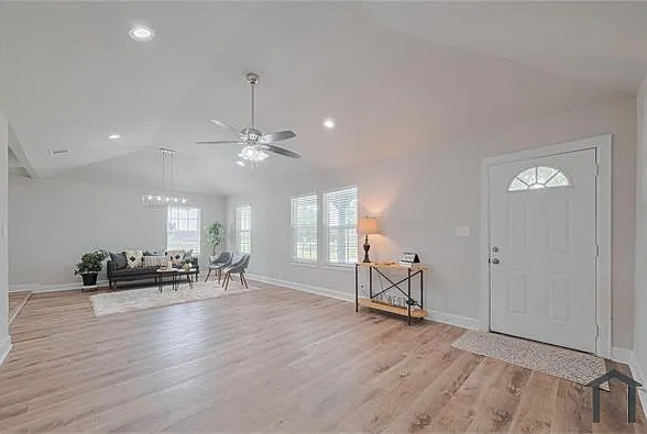 3514 Fuqua St — Photo 2